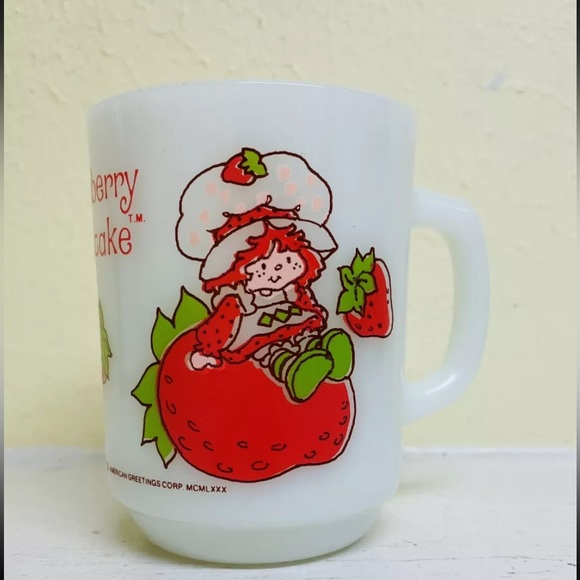 Other - Vintage 80s milk glass Strawberry Shortcake mug.